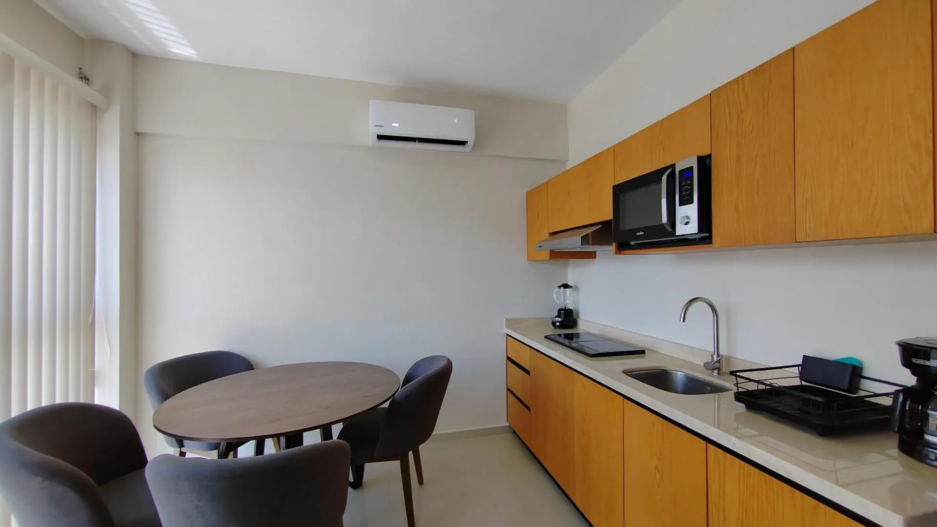 New! Lindo Y Centrico Apartamento 1Bdr-Pool-Bbq By Yeah Playa del Carmen